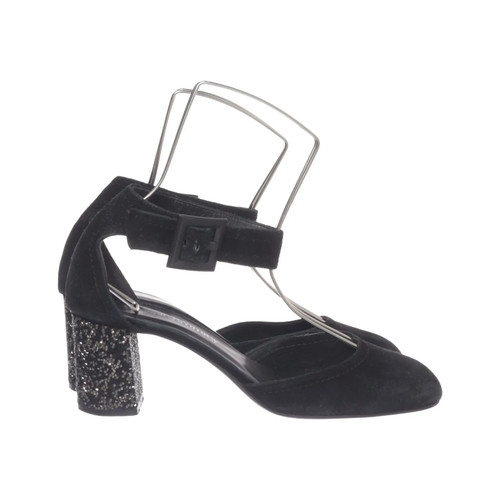 Russell bromley - russell,