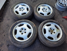 Mercedes-Benz E-Klasse W210 1