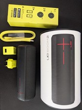 UE Boom 2 Bluetooth Lautsprecher Schwarz inkl Zubehör und OVP