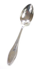 großer Servierlöffel - reliefiert / floraler Dekor - 800er Silber L= ca. 27cm