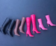4 Paar Barbie Stiefel in Top