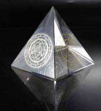Feng Shui Merkaba Chi Glas Pyramide Aufstieg