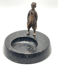 Alte Bronze / Messing Figur Bronzefigur Junge auf Marmor Schale Sockel - 11,5cm
