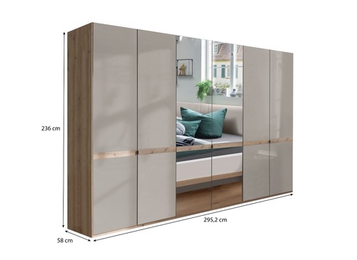 Kleiderschrank