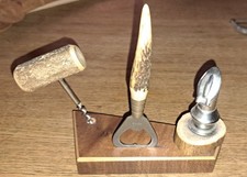 Hirschgeweih Barset alt Korkenzieher  Ausgießer Flaschenöffner  Holzständer