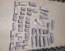 Gegossenes Zinn Barren , 99 % Zinn und Schlacke  lesen