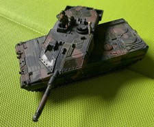 siku 4913 SUPER - Kampfpanzer Leopard 2 – 1 : 50  (Länge 19 cm)
