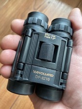 Vanguard DF-8210 Fernglas 8-fach - 21 mm Field 7.2 Kompakt