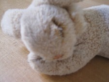 Steiff Hase beige liegend mit