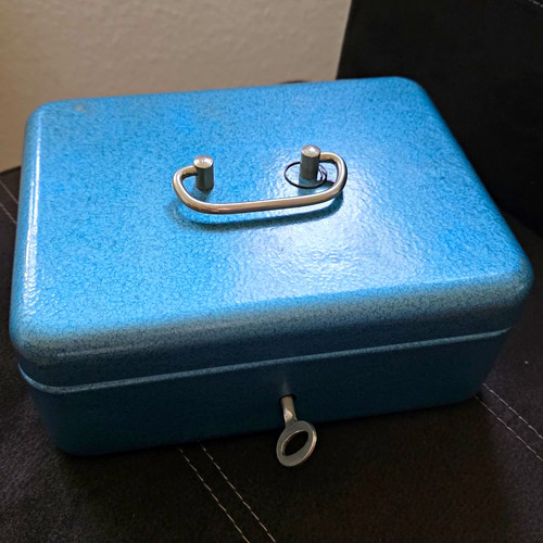 Vintage geldkassette metall - geldkassette,