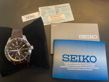 SEIKO  Presage dunkelgrünes Zifferblatt Herrenuhr m. braunem Lederband SPB219J1