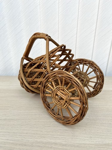 Vintage weidenkorb geflochten - vintage,