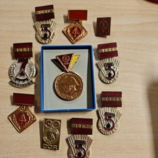 Konvolut Orden Abzeichen der