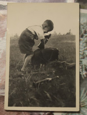 Photo 1951 Young Boy Rifle Bag