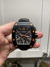 Montre TW Steel Tonneau