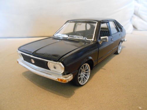 Passat gama 1 24 - ", 1:24