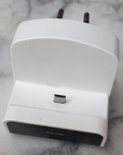 hama USB Dockingstation Ladestation für Handy, eBook etc. - schnelles Laden