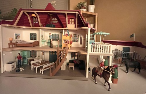 Haus schleich horse club - horse,