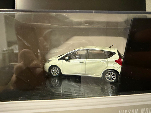 Nissan note modellauto - nissan, 1:43