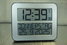 TFA Dostmann 60.4512.54 Funk Wanduhr 258 mm x 212 mm x 30 mm Silber, Schwarz ...