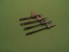 4 kleine antike Kloben