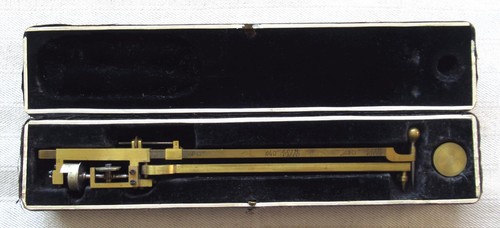 Altes messgerät - altes,