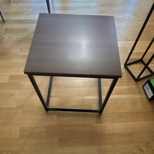 Quadratischer beistelltisch - quadratischer,