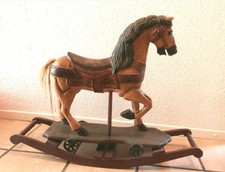 Schaukelpferd zur Deko nostalgisch bunte Bemalung  Hingucker