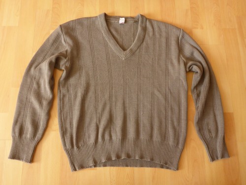 Alter pullover uniform ddr - uniform?,