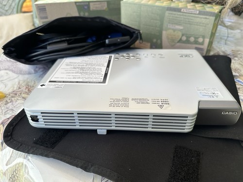 Casio dlp data projector - casio,