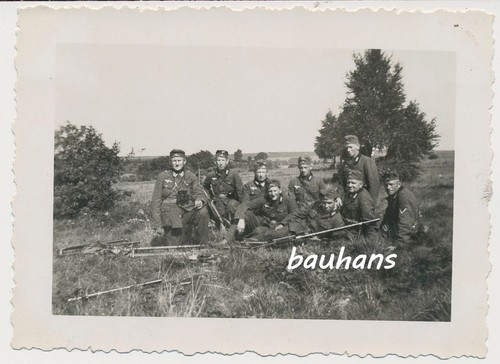 Foto gruppe soldaten vom - soldaten-mg,