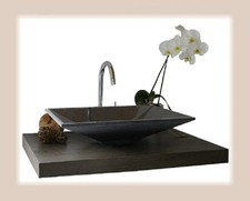 Waschbecken aus Granit