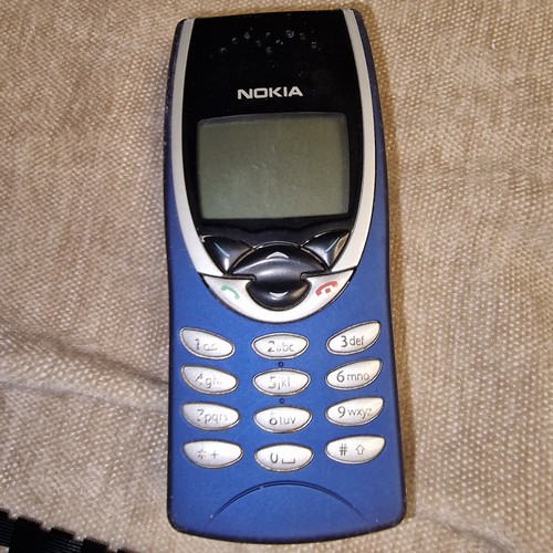 Handy nokia 8210 - 👂handy, "