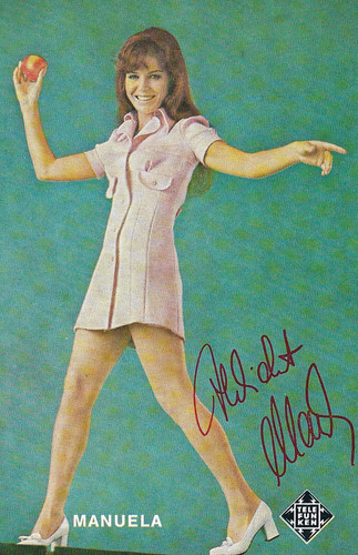 Manuela schuld war - war, der