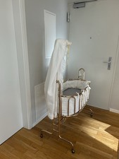 Antike Babywiege / Babybett – Schaukel- & Feststellmodus