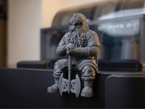 Gimli monitor topper - gimli,