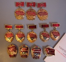 Abzeichen Urkunde Medaille Aktivist Bestarbeiter Jahresplan UdSSR Wettbewerb