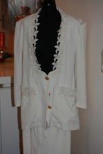 Paris DAMEN Anzug Blazer Rock Gr 42 creme mit Stickerei