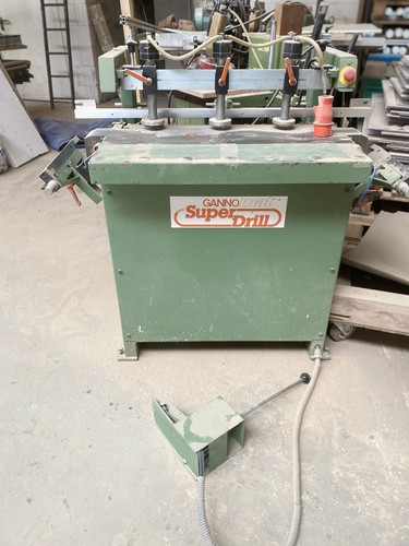 Reihenbohrmaschine