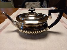 Teekanne, versilbert, englisch