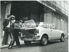 HONDA Civic Hotelpage lädt Gepäck ein 1973 altes Foto Fotografie Auto Automobil