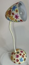 Pylones Tischlampe mit Blumenmuster Y2K Schreibtisch Retro Nachttisch France