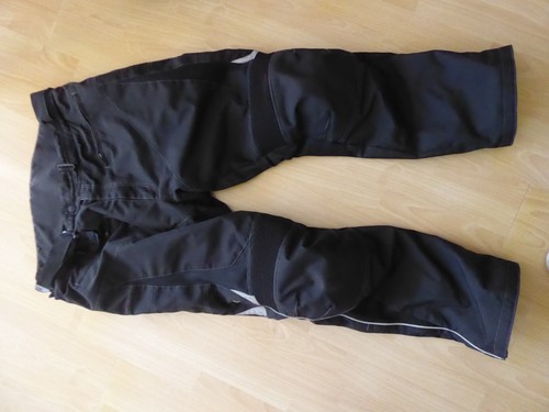 Gepflegte textil motorradhose - gepflegte, textil-motorradhose