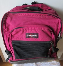 EASTPAK Rucksack beerenfarbig Schulrucksack