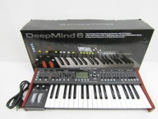 Behringer Deepmind 6 Analog