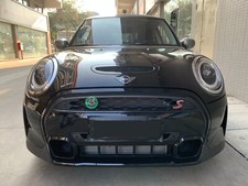 LEISTE KÜHLERGRILL SCHWARZ  FÜR MINI COOPER S F55 F56 F57 Cabrio COOPER S LCI