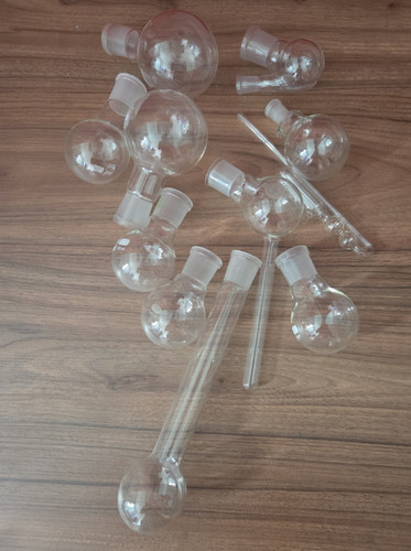 Konvolut labor kolben - 12,