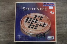 Solitaire - Brettspiel- Denkspiel für 1 Spieler -32 Kugeln - komplett- aus Holz 