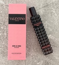 Valentino Donna Born In Roma