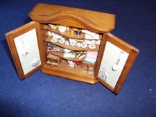 kleiner  süsser Puppenstuben